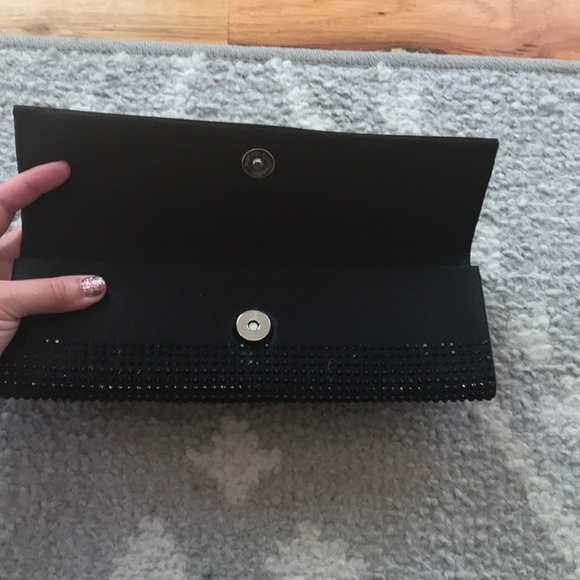 Express studded clutch - Picture 2 of 6